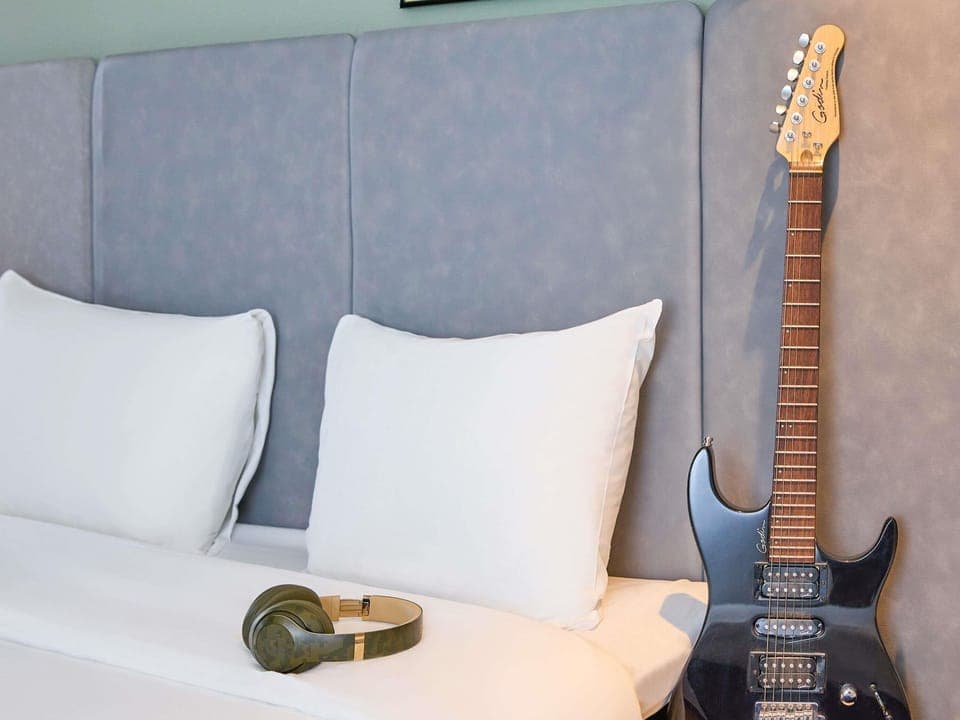 Double Room (New Sleep Easy Concept) | Desk, soundproofing, free rollaway beds, free WiFi