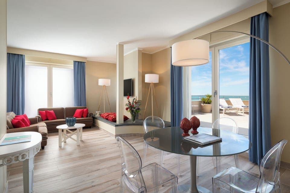 Frette Italian sheets, premium bedding, down comforters, pillowtop beds