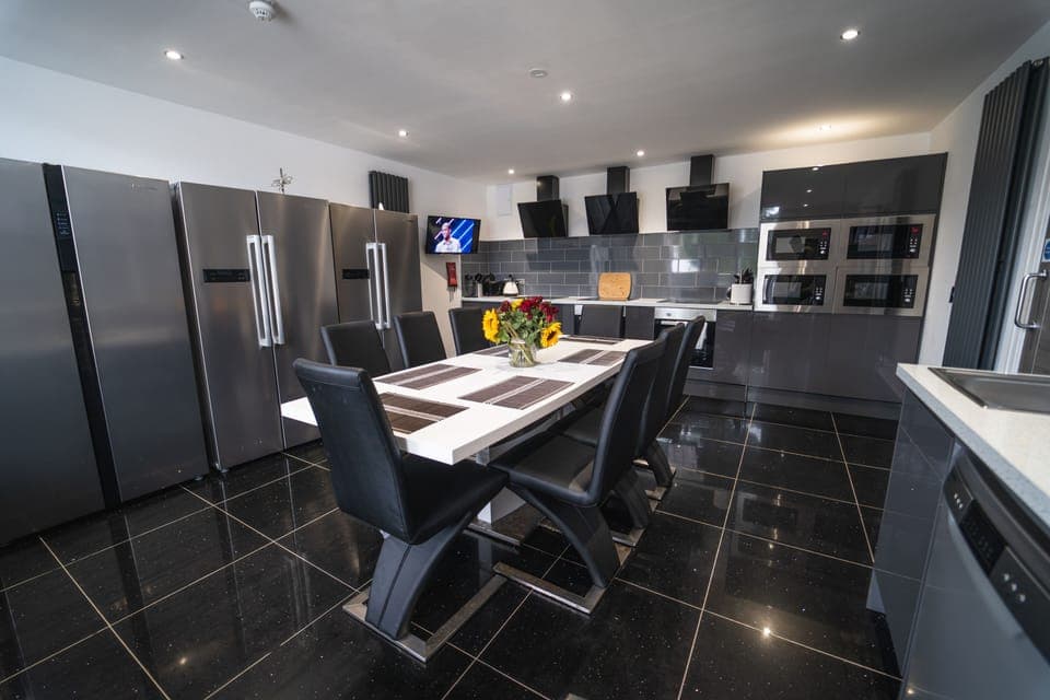 Shared kitchen facilities