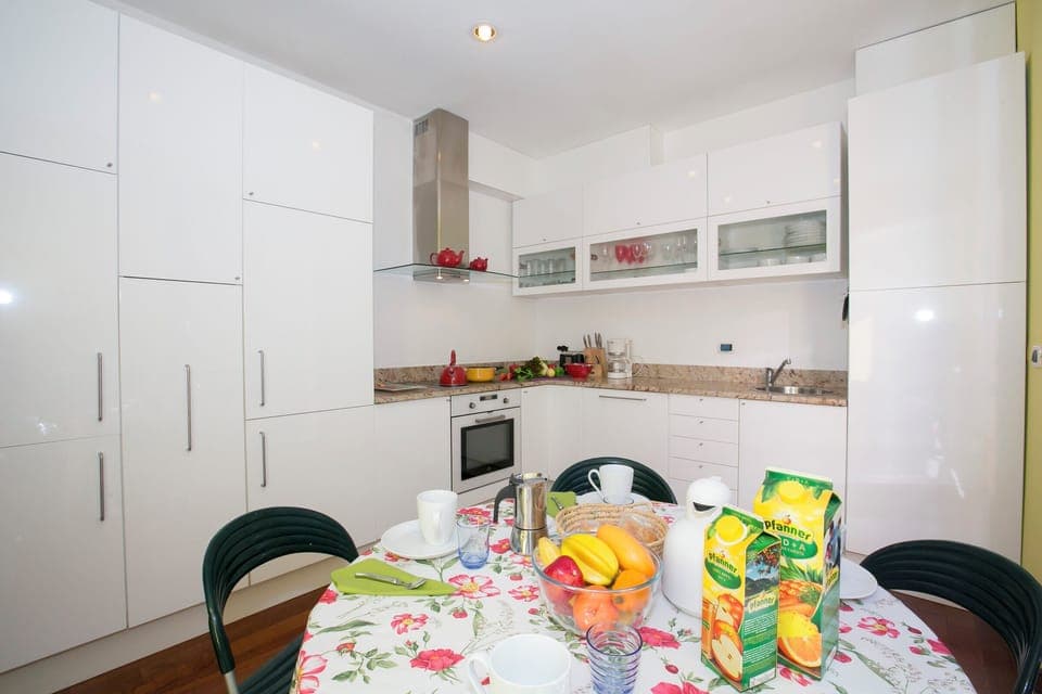 Family Apartment, Multiple Bedrooms, 2 Bathrooms, Beachside (Regina Villetta) | Private kitchen | Oven, stovetop, dishwasher, coffee/tea maker