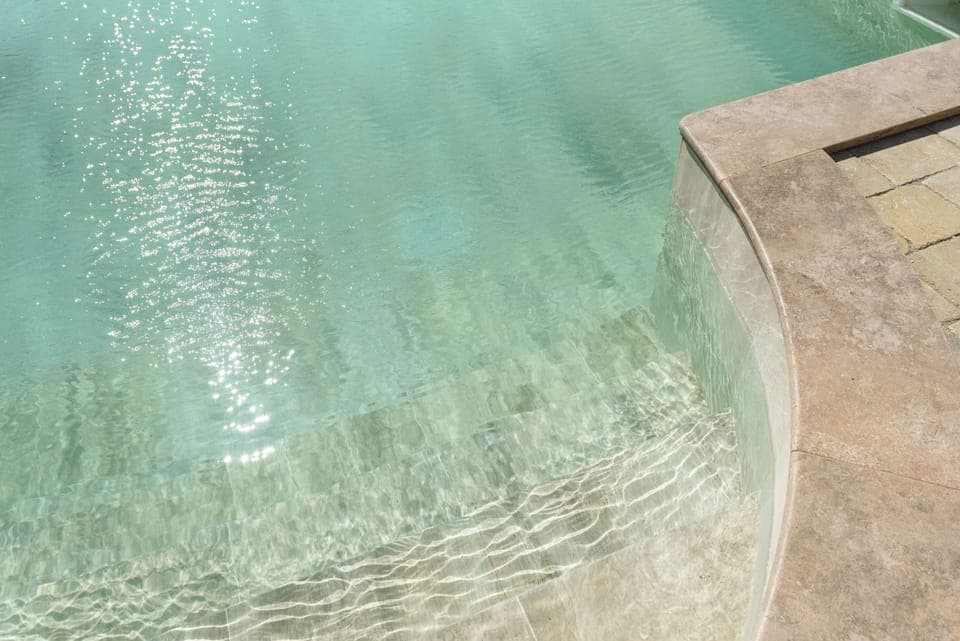 Seasonal outdoor pool, pool umbrellas, sun loungers