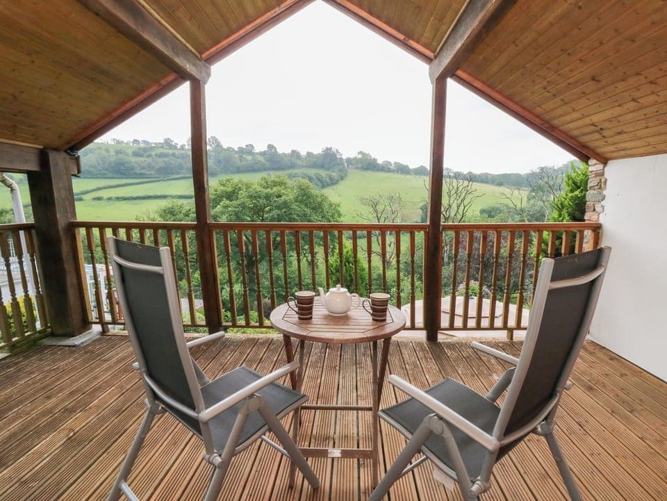 Cottage | Property grounds