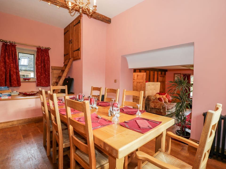 Cottage | Private kitchen | Fridge, dishwasher, electric kettle, toaster