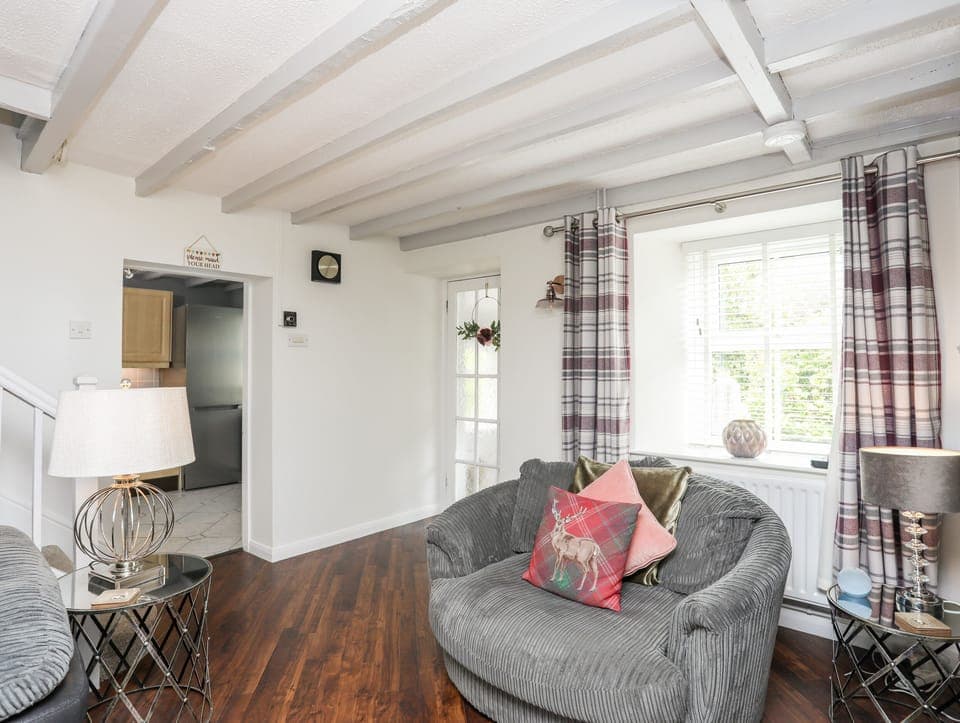 Cottage | Living area