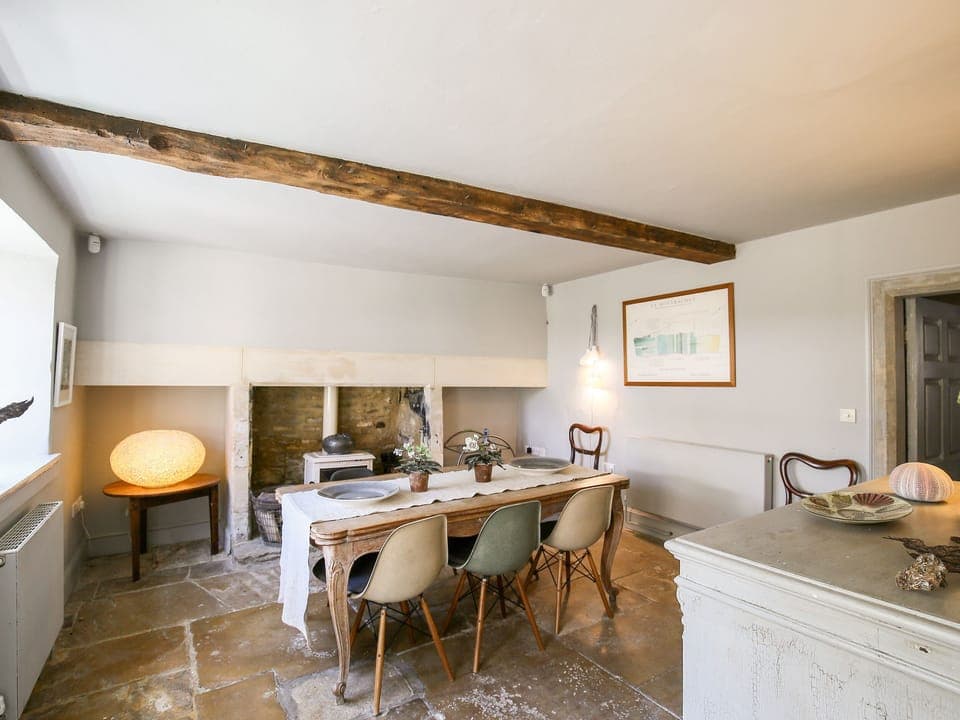 Cottage | Private kitchen | Fridge, dishwasher, cookware/dishes/utensils