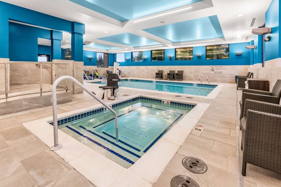 Indoor pool, open 7:00 AM to 10:00 PM, sun loungers