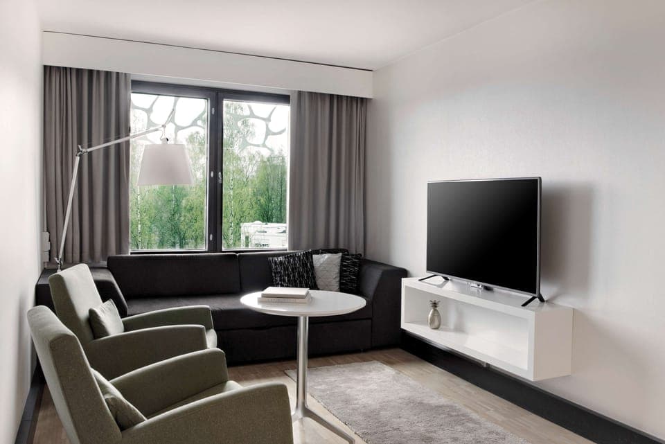 Junior Suite | Premium bedding, memory foam beds, minibar, in-room safe