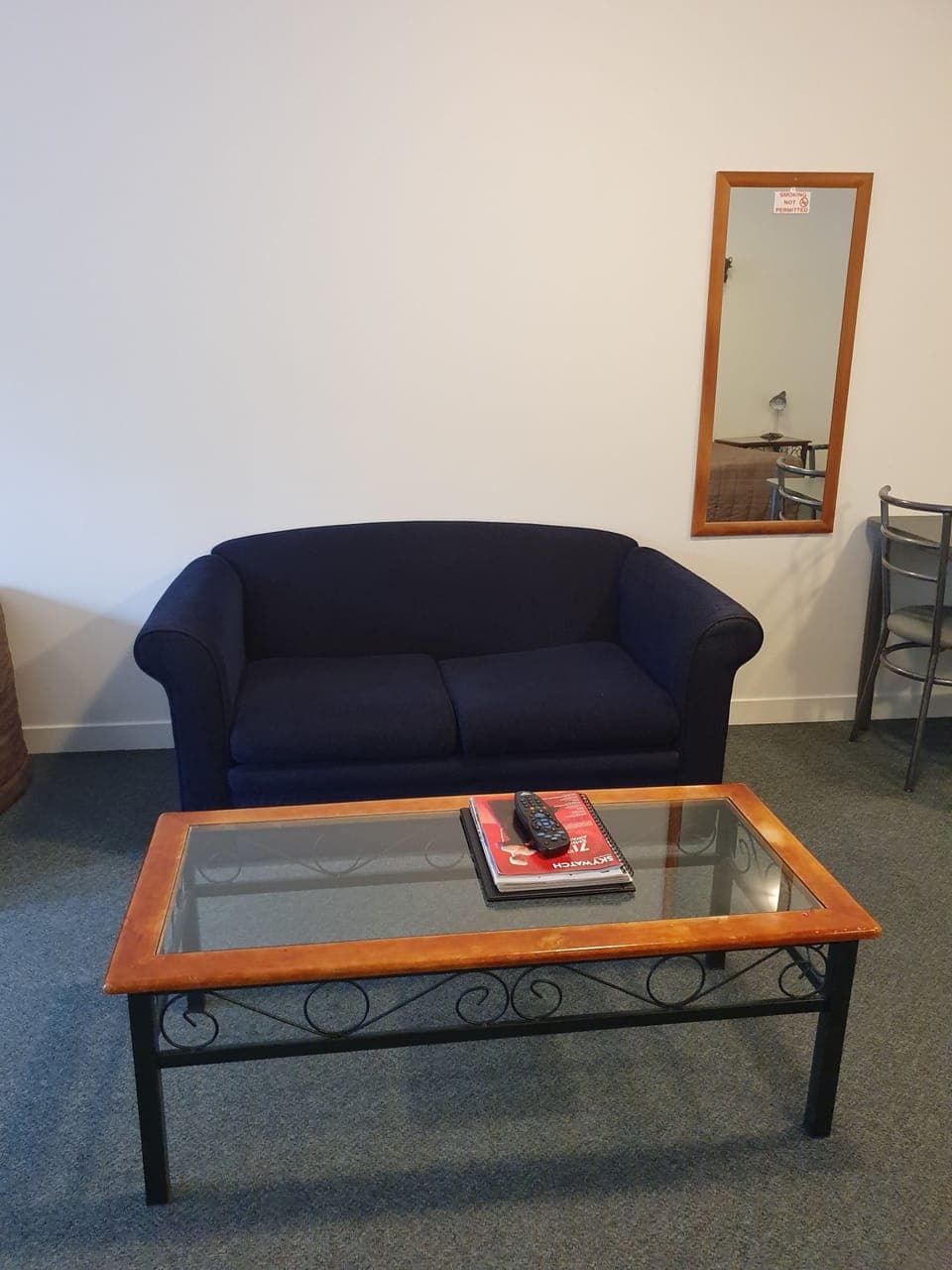 32-inch LCD TV with digital channels, TV