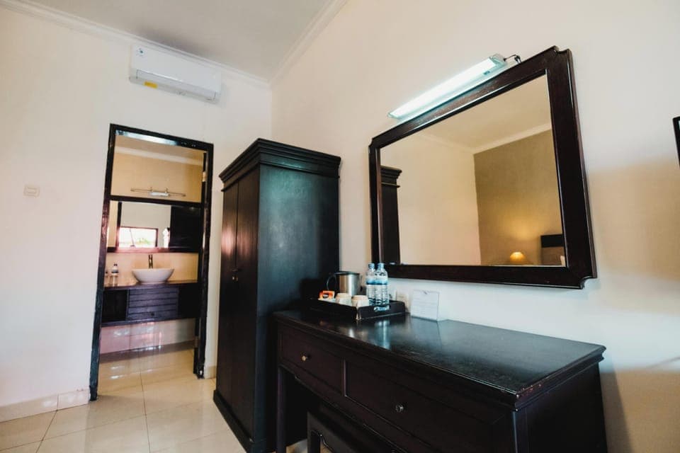 Super Deluxe Room | In-room safe, desk, free WiFi, bed sheets