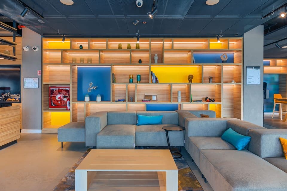 104-inch LCD TV with satellite channels, TV