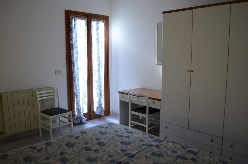 Apartment, 1 Bedroom | 1 bedroom, desk, free WiFi