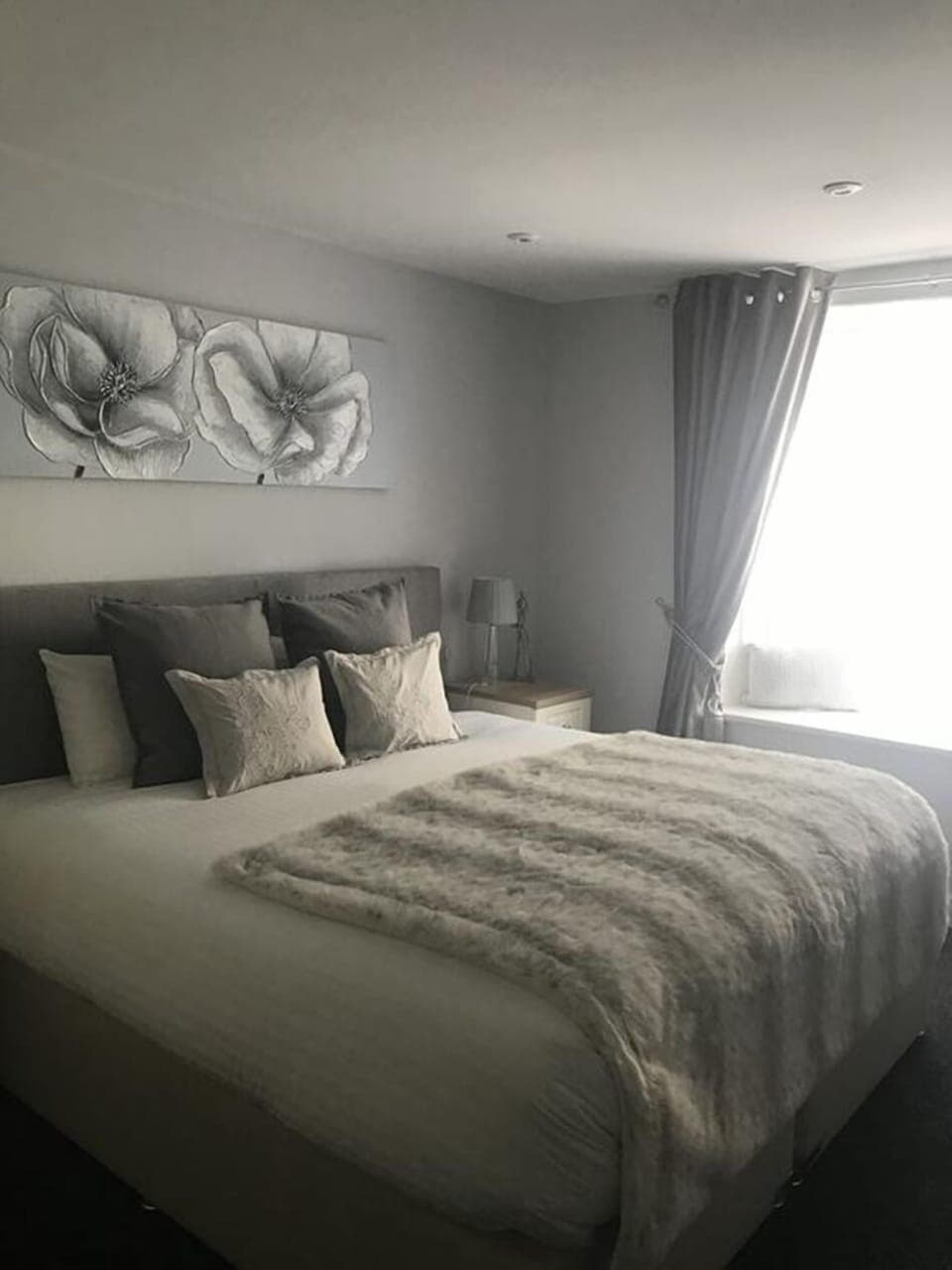 Premium Suite, Ensuite (An adjoning annex suite )