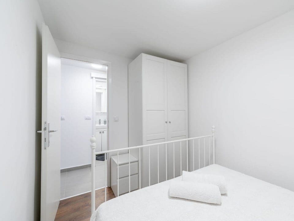 House (Two Bedroom Holiday Home with Swimmin) | 2 bedrooms