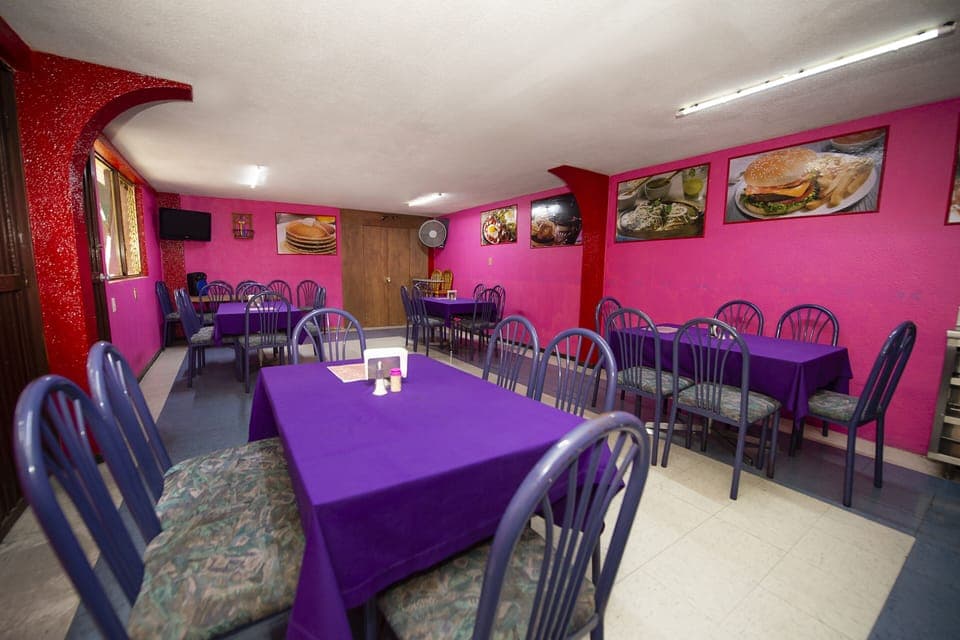 Breakfast, lunch and dinner served