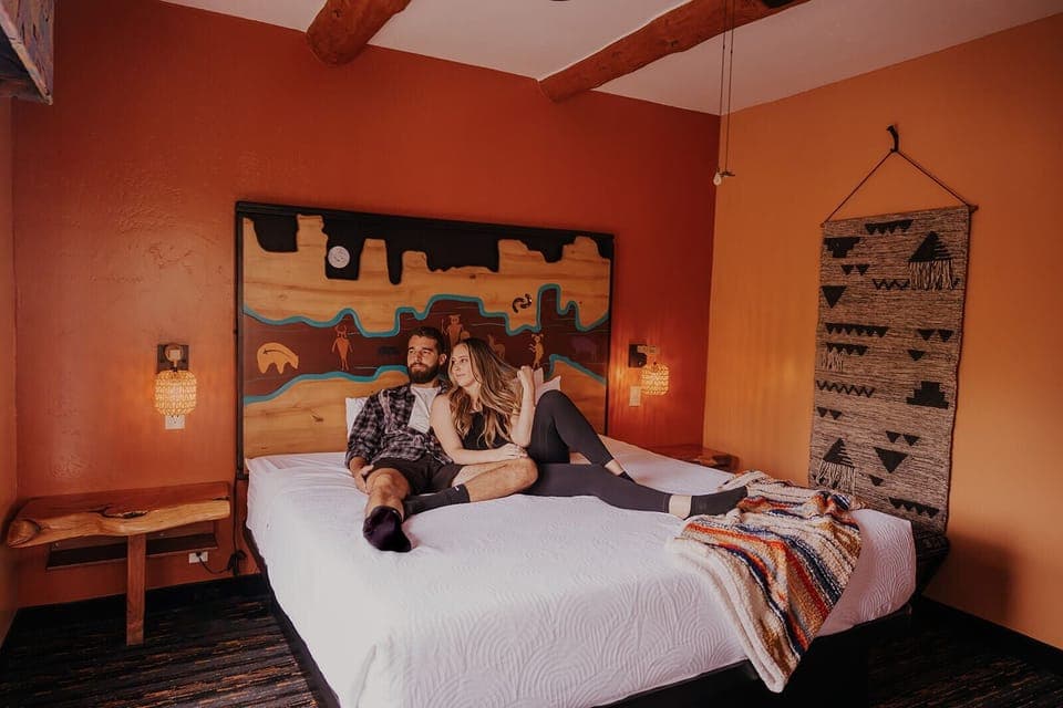 Panoramic Sedona King Suite | Premium bedding, in-room safe, desk, blackout drapes