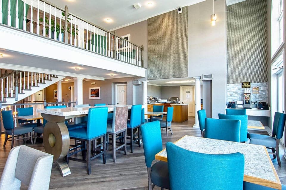 Free daily full breakfast