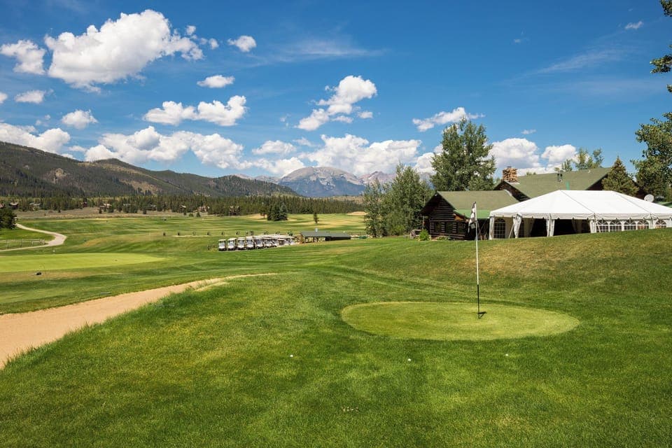 House (6 Bedrooms) | Exterior