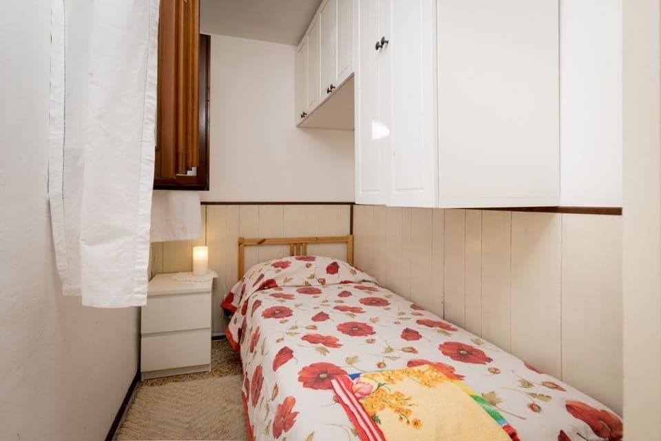 Apartment, 2 Bedrooms | 2 bedrooms, iron/ironing board, free WiFi, bed sheets