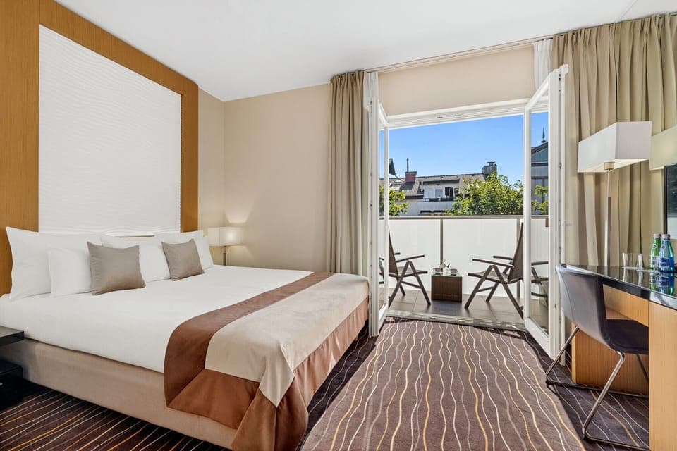 Classic Double Room | Premium bedding, minibar, in-room safe, desk
