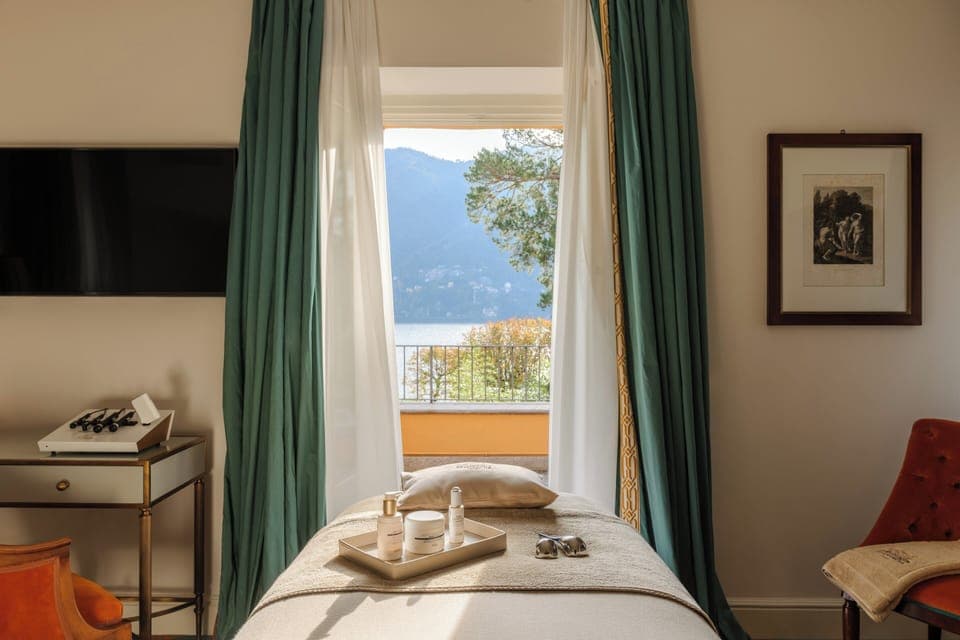 Sauna, hot tub, Turkish bath, body treatments, facials