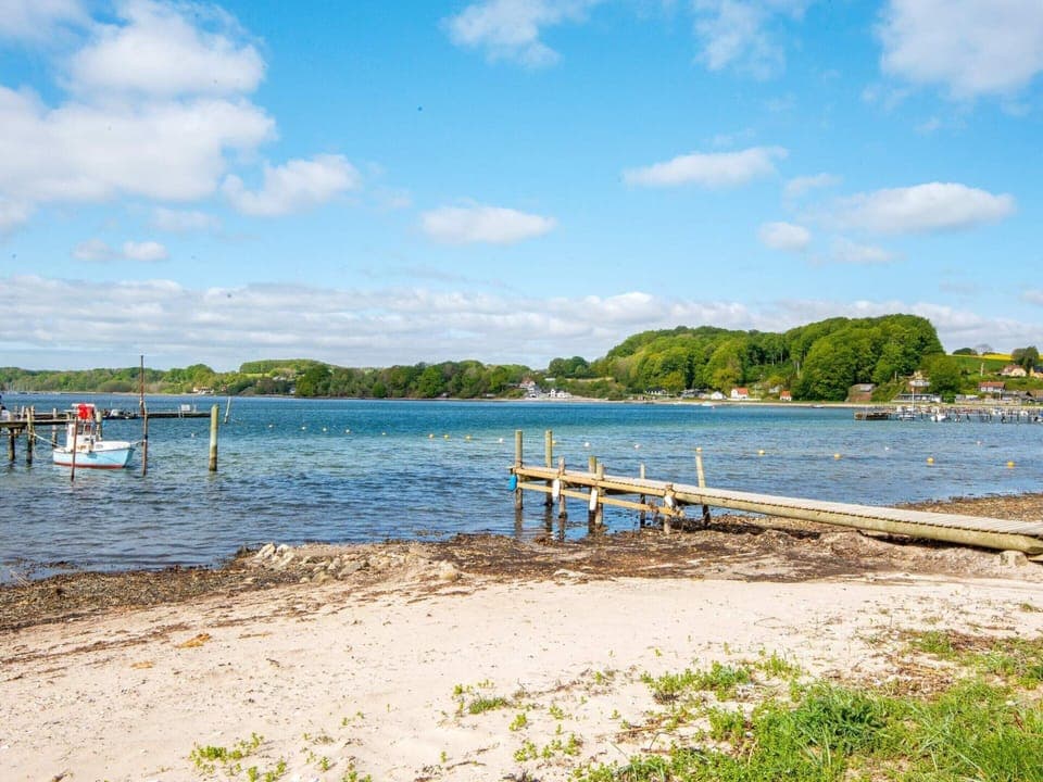 House | Beach | Fishing