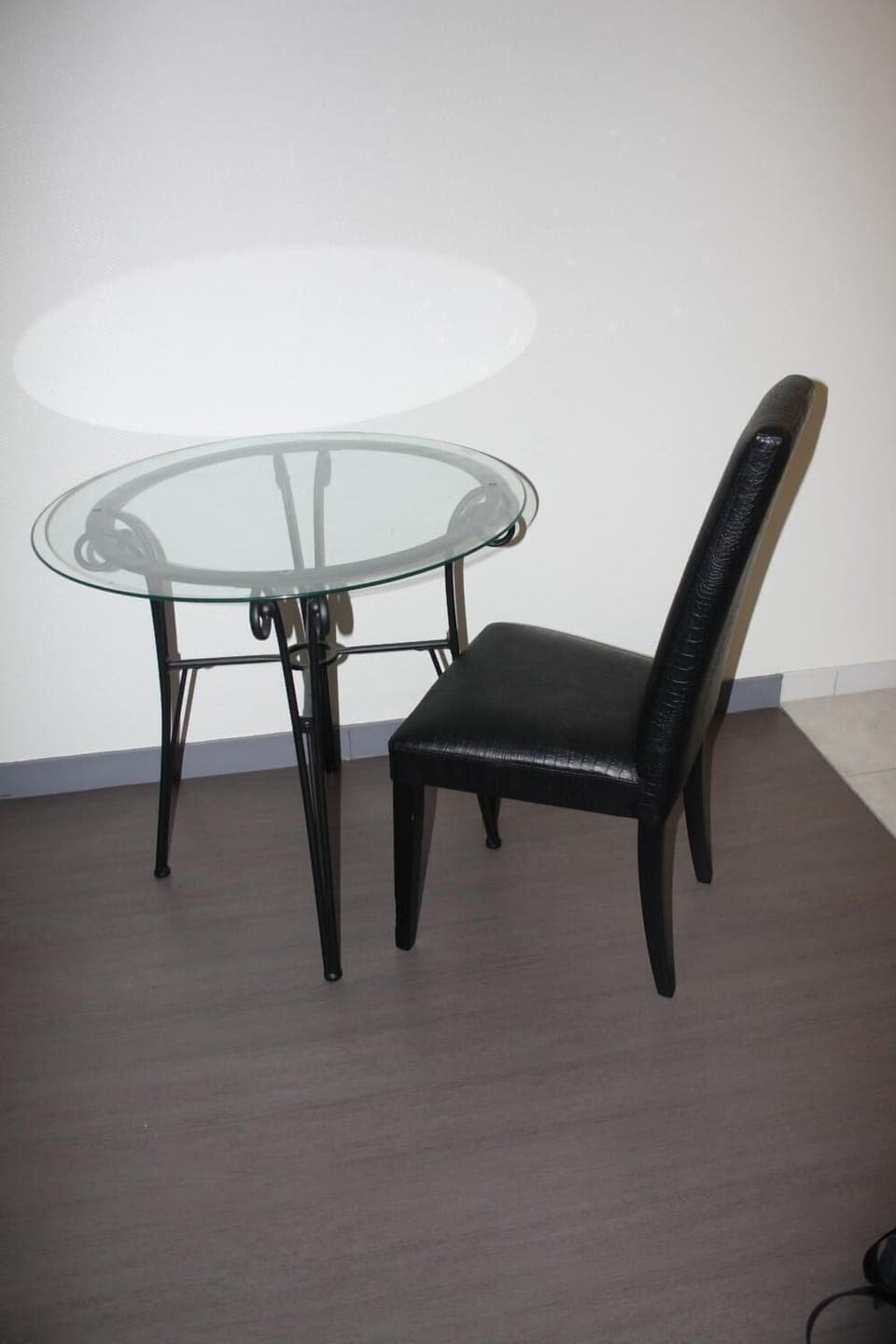 Studio | Desk, soundproofing, free cribs/infant beds, free WiFi