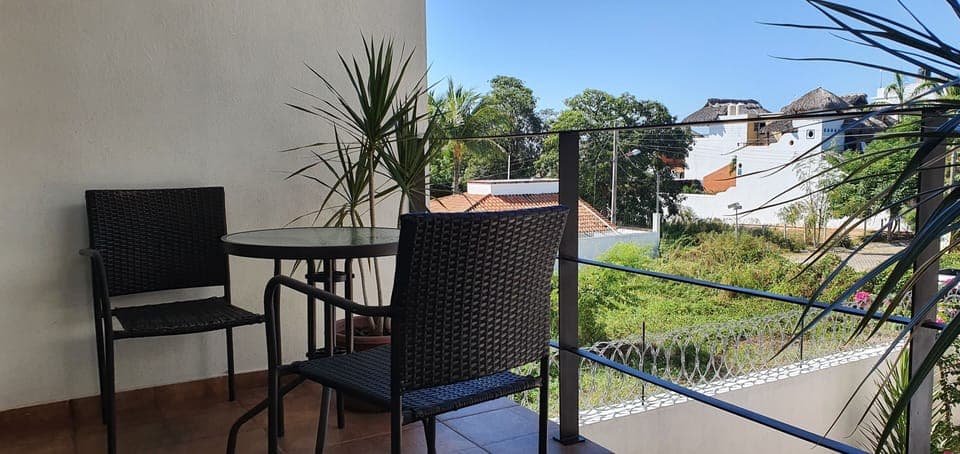 Studio, 1 King Bed | Terrace/patio