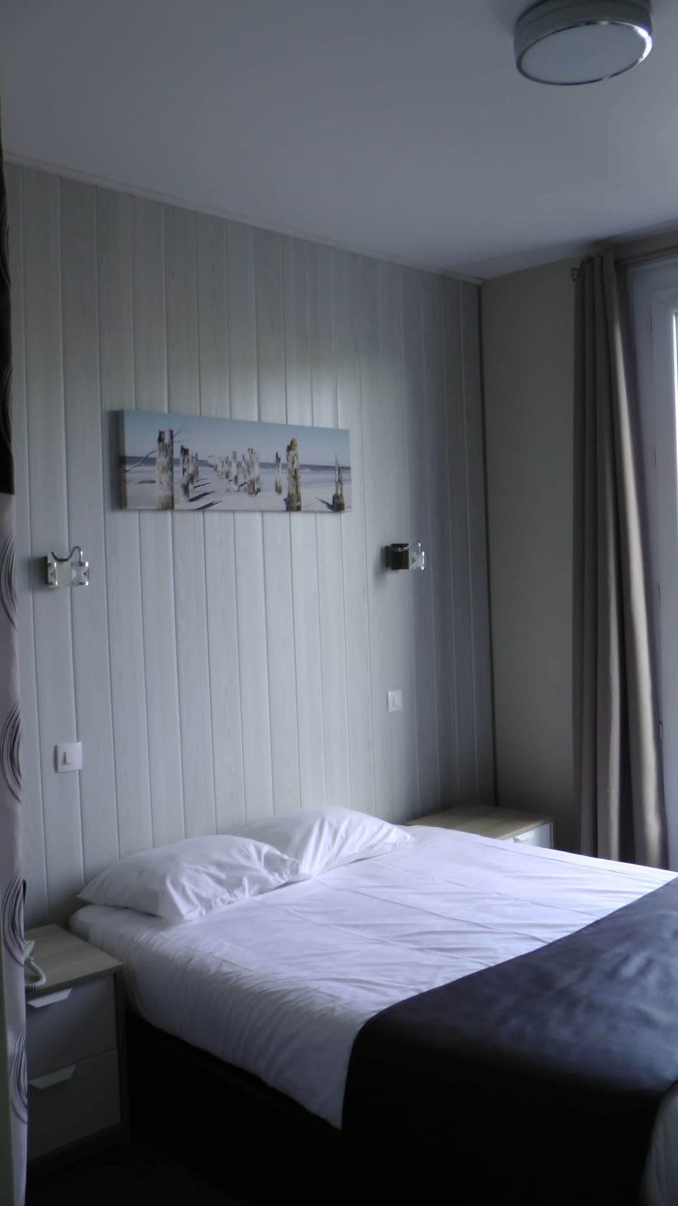 Room, 1 Double Bed, Harbor View | Hypo-allergenic bedding, individually decorated, desk, blackout drapes
