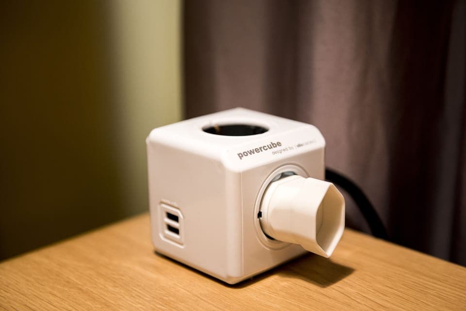 Standard Room, 1 Double or 2 Twin Beds | Premium bedding, desk, laptop workspace, iron/ironing board