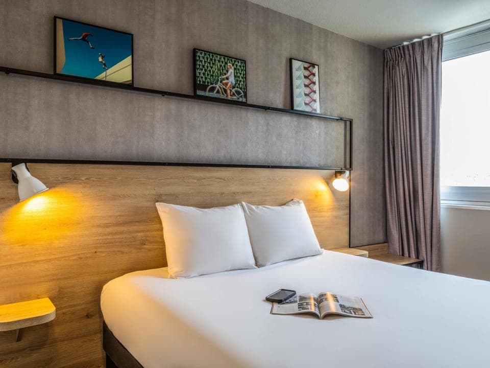 Standard Double Room, 1 Double Bed | Premium bedding, desk, soundproofing, iron/ironing board