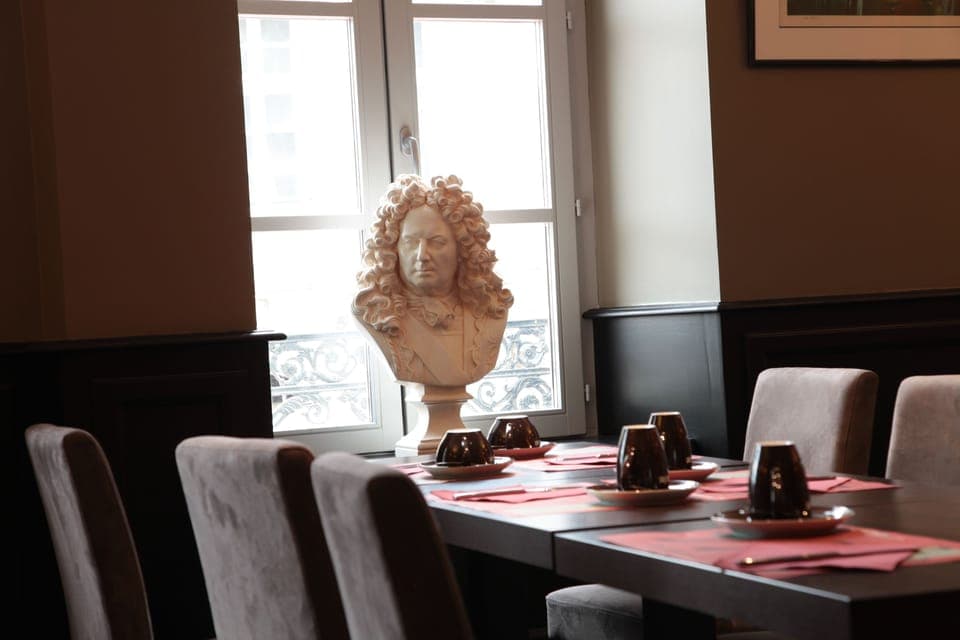 Daily buffet breakfast (EUR 14 per person)