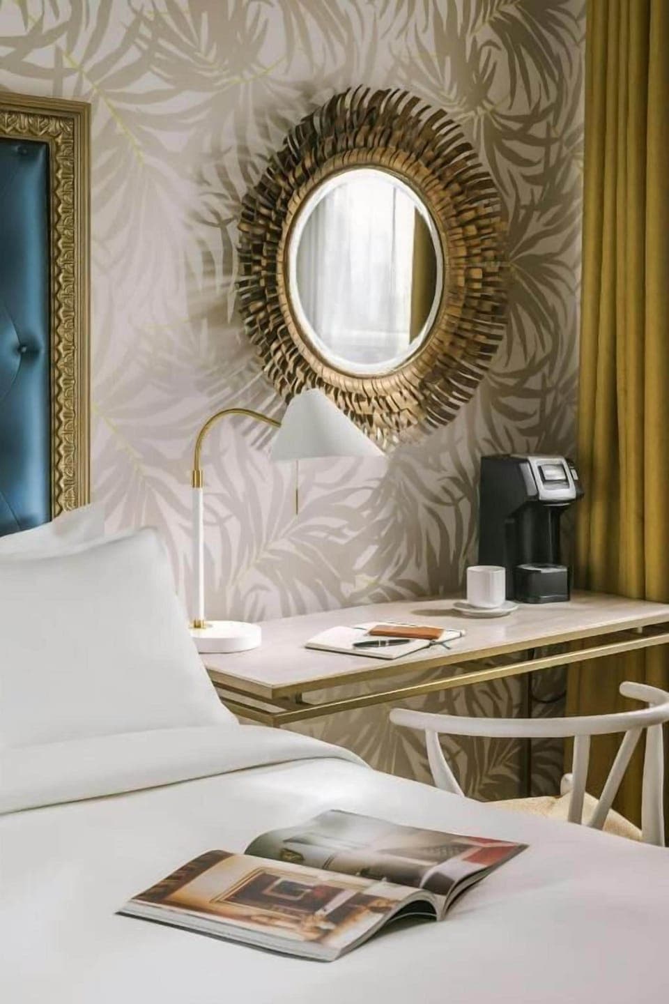 Deluxe Room, 1 King Bed | Premium bedding, individually furnished, laptop workspace