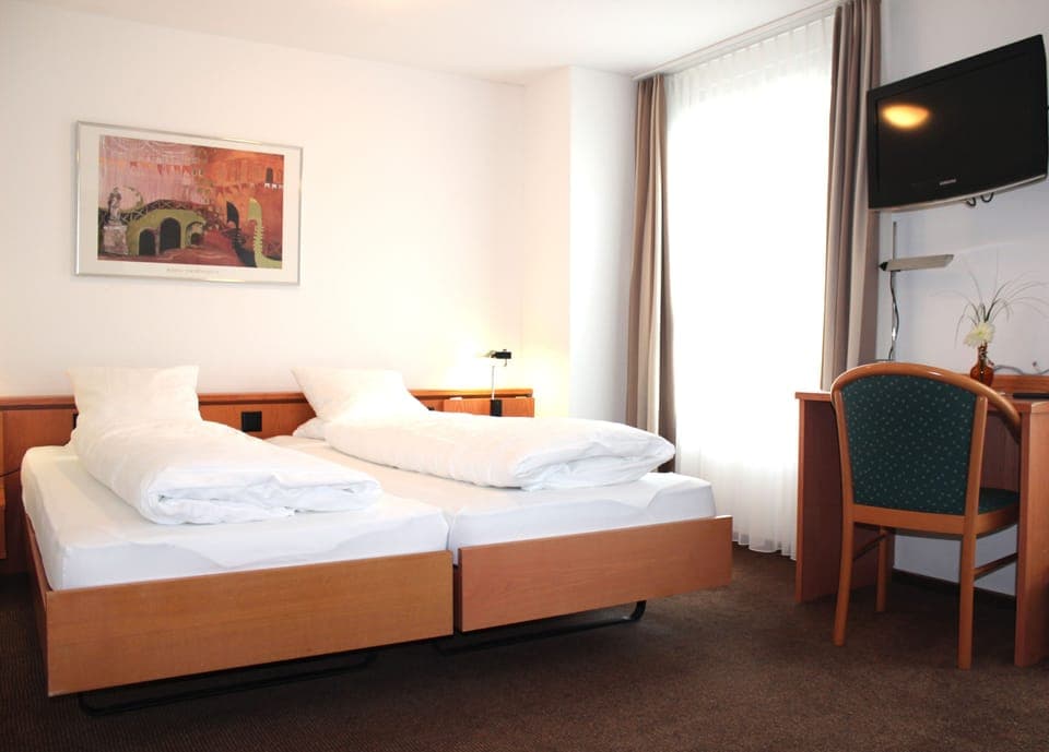 Double Room (Relax) | In-room safe, desk, blackout drapes, soundproofing