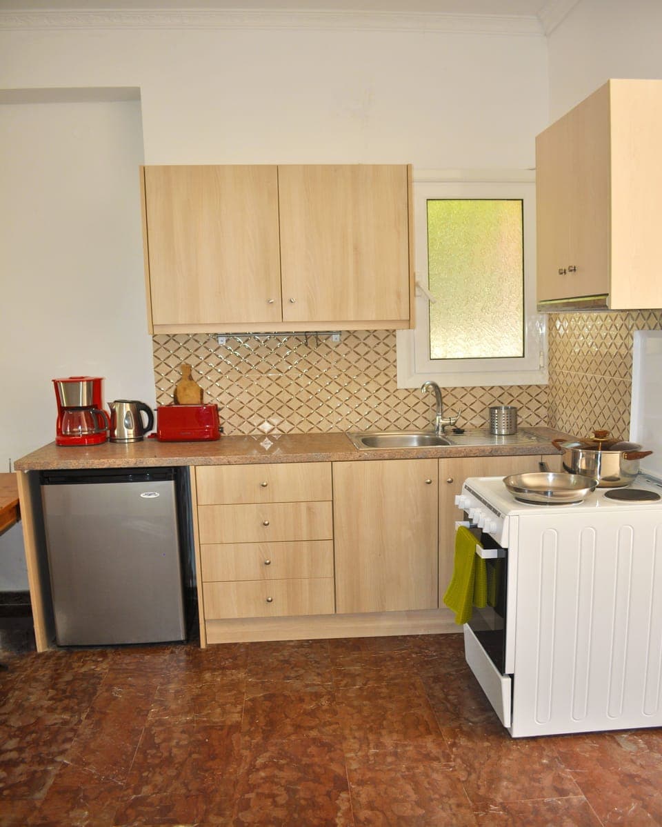 Apartment, 2 Bedrooms, Smoking, Patio | Interior