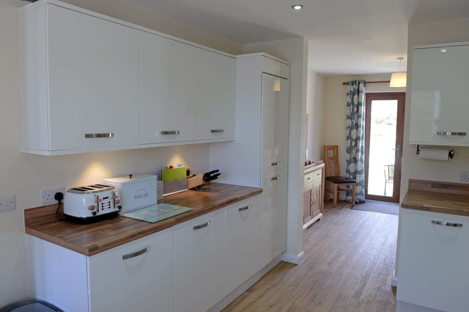 House | 4 bedrooms, WiFi