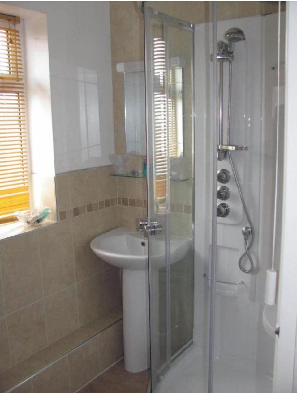 Family Room | Bathroom | Towels