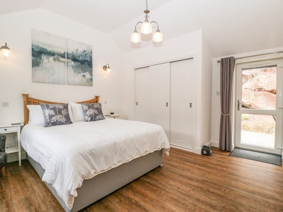 Cottage | 1 bedroom, individually decorated, individually furnished, free WiFi