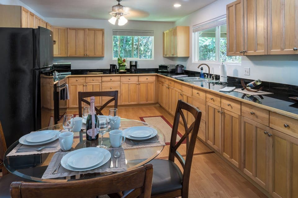 Family Bungalow | Private kitchen | Fridge, microwave, stovetop, coffee/tea maker