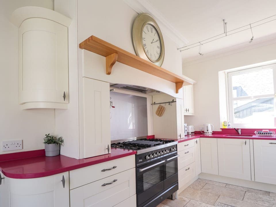 Fridge, dishwasher, electric kettle, toaster