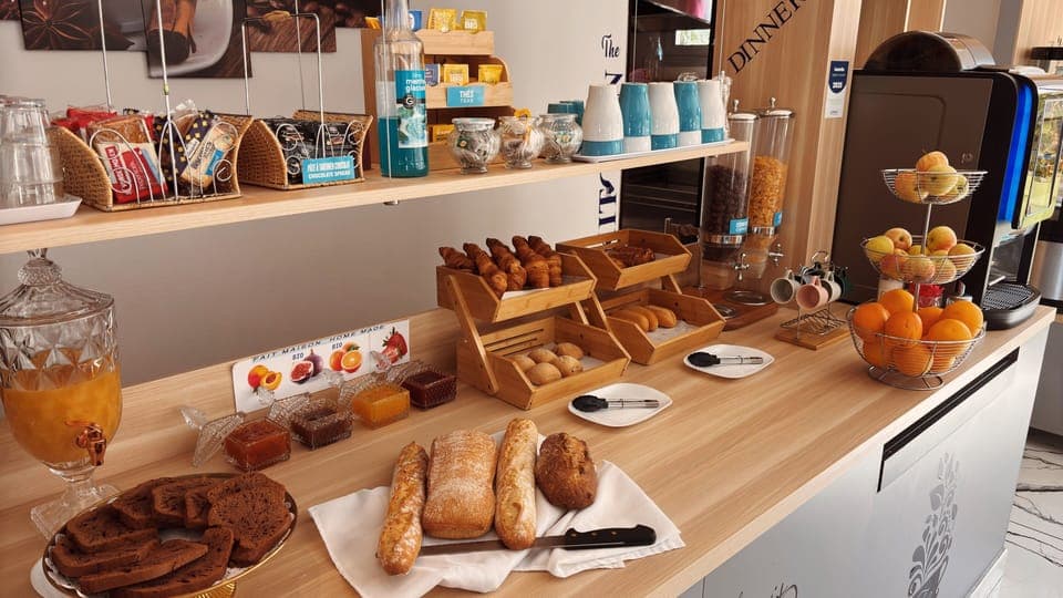 Daily buffet breakfast (EUR 14 per person)