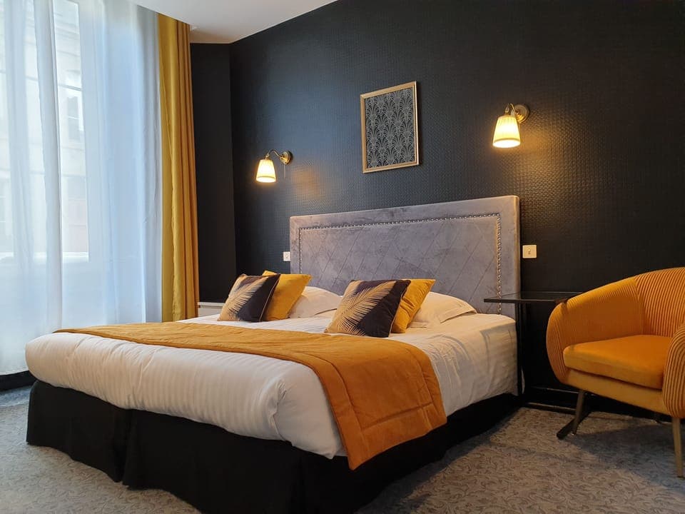 In-room safe, individually decorated, individually furnished, desk