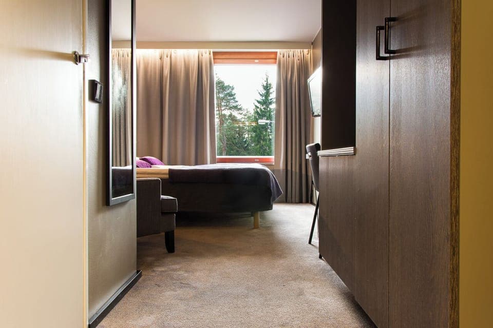 Standard Twin Room | Blackout drapes, free WiFi, bed sheets