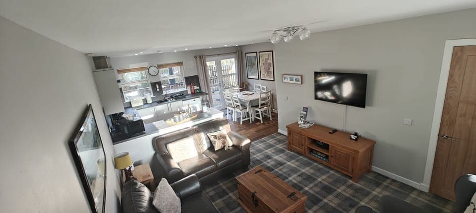 Luxury Cottage, Private Bathroom, Mountain View (Ben Lomond Cottage) | Lounge