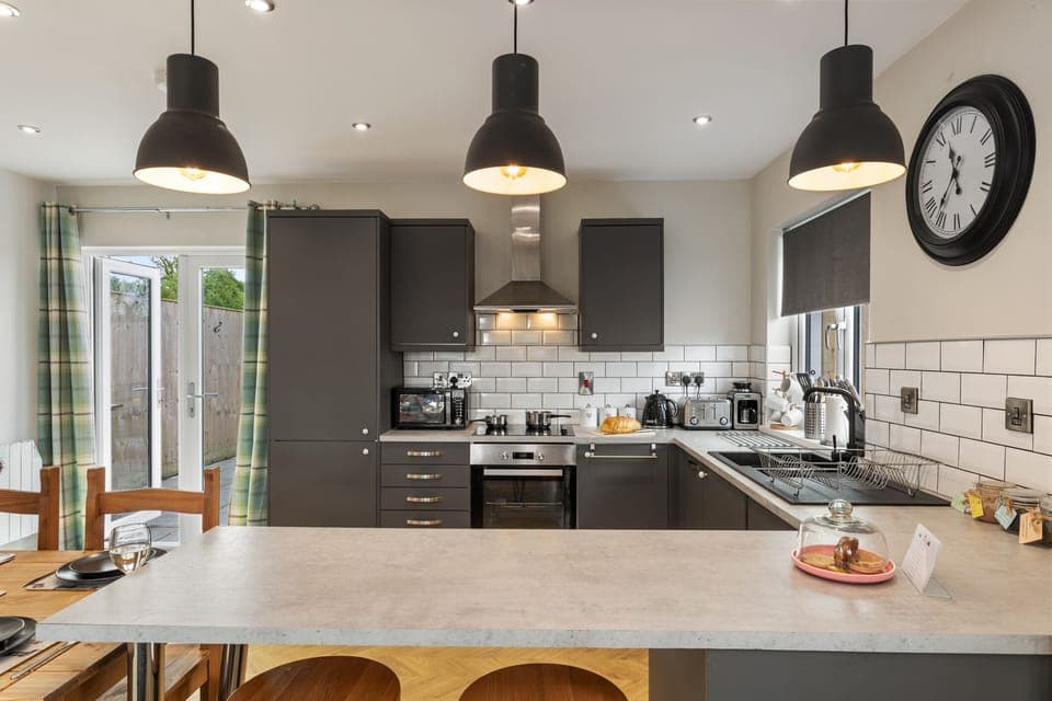 Cottage, Private Bathroom | Shared kitchen