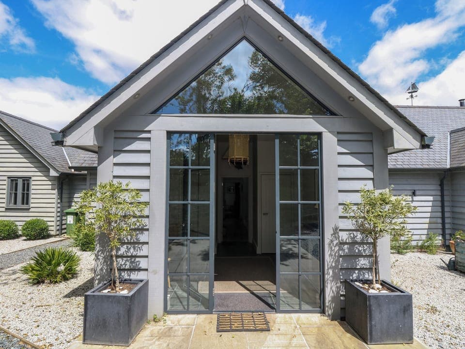 Cottage | Exterior detail