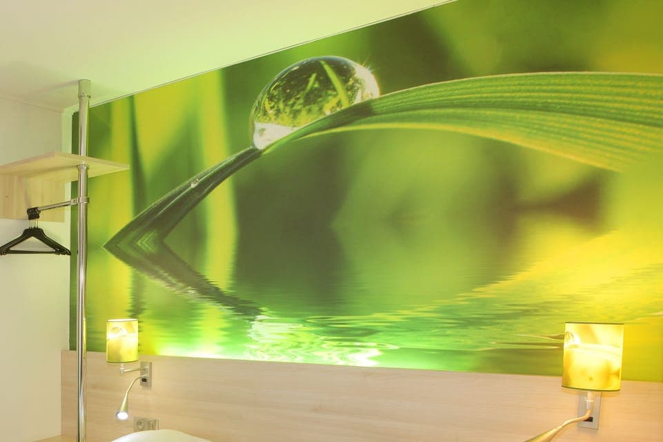 Desk, soundproofing, iron/ironing board, free WiFi