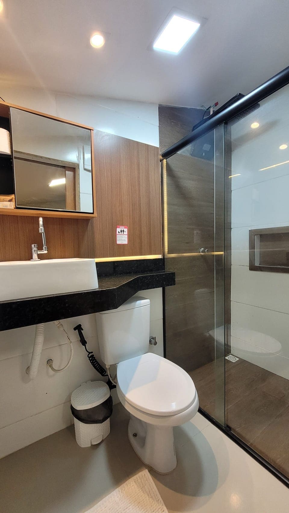 Double Room | Minibar, individually decorated, desk, laptop workspace