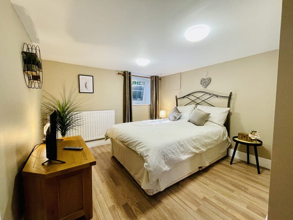 Cottage | 3 bedrooms, individually decorated, individually furnished, free WiFi