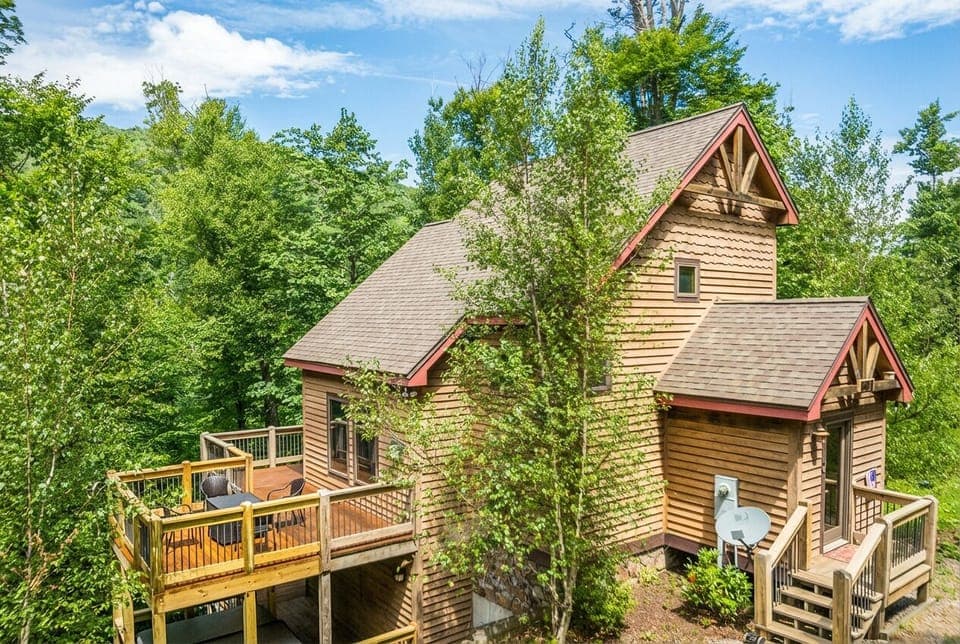 House (3 Bedrooms) | Front of property