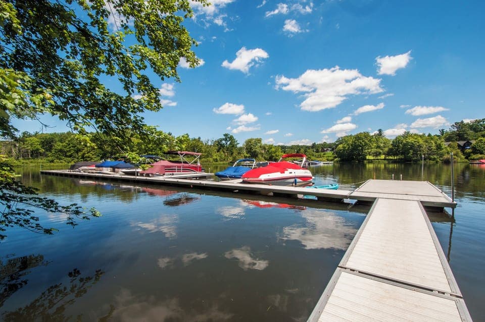Studio (3 Bedrooms) | Property amenity